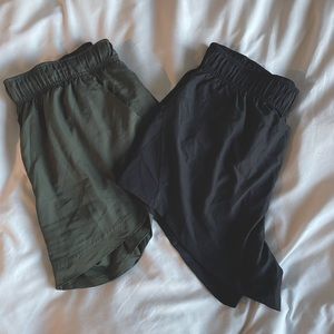 *NEW W/O TAGS* Women’s Athletic Works Workout Shorts, Size M (8-10), Black/Olive